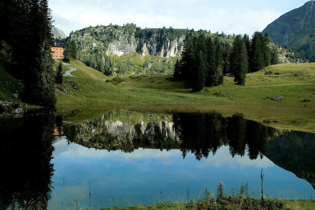 Schröcken Haus Berghof Bed & Breakfast エクステリア 写真